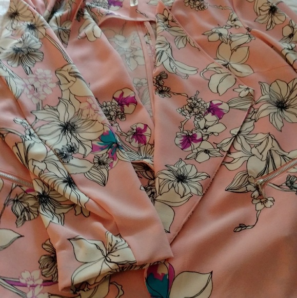 Jacket - Picture 4 of 4